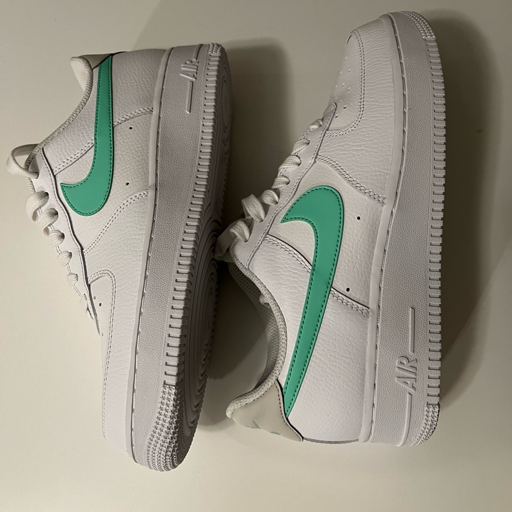 Nike Air Force 1